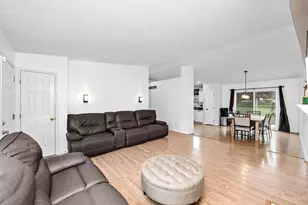 6133 Pine Meadows Dr, Goshen, OH 45140 - Photo 4