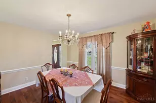 4252 Runningfawn Dr, Green Township, OH 45247 - Photo 16