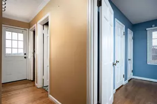 557 W North Bend Rd, Springfield Township, OH 45224 - Photo 14