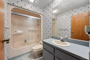 1749 Gloucester Dr, Fairfield, OH 45014 - Photo 24