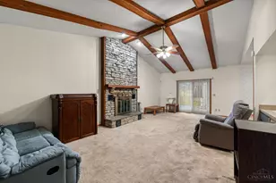 1749 Gloucester Dr, Fairfield, OH 45014 - Photo 6