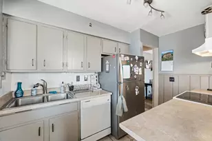 8757 Wicklow Ave, Sycamore Township, OH 45236 - Photo 10