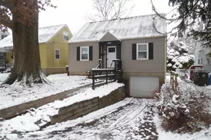 6427 Mayflower Ave, Golf Manor, OH 45237 - Photo 1