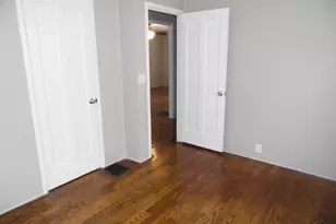 6427 Mayflower Ave, Golf Manor, OH 45237 - Photo 8