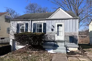 5305 Charloe St, Cincinnati, OH 45227 - Photo 2
