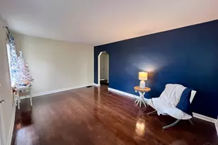 5305 Charloe St, Cincinnati, OH 45227 - Photo 2