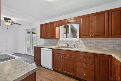 709 Oskamp Drive, Miami Township, OH 45140 - Photo 12