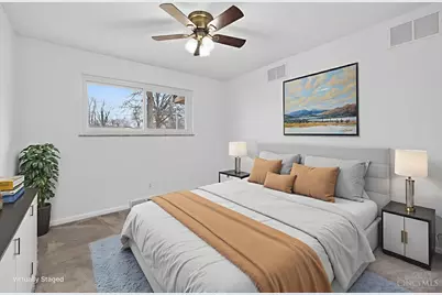 709 Oskamp Drive, Miami Township, OH 45140 - Photo 18