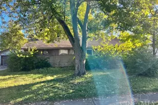 352 Skyview Dr, Vandalia, OH 45377 - Photo 2