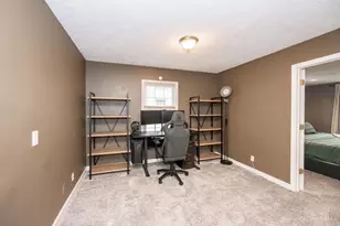 6848 Somerset Dr, Springfield Township, OH 45224 - Photo 14