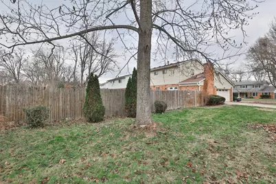 1101 Meadowind Court, Springfield Township, OH 45231 - Photo 46