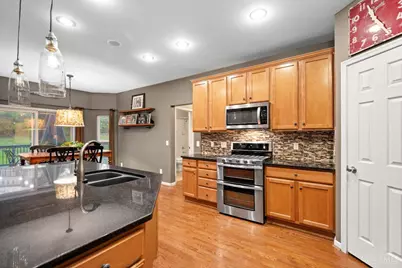 8945 Wintergreen Drive, West Chester, OH 45069 - Photo 10