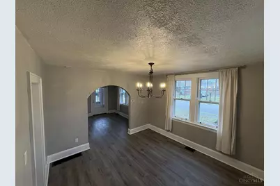 3753 N Berkley Circle, Silverton, OH 45236 - Photo 6