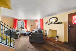 5425 Philloret Dr, Green Township, OH 45239 - Photo 12