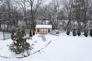 690 Kensington Ct, Hamilton Township, OH 45039 - Photo 8
