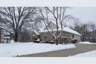 690 Kensington Court, Hamilton Township, OH 45039 - Photo 6