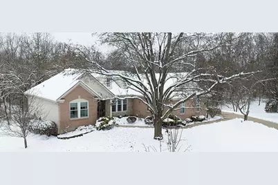 690 Kensington Court, Hamilton Township, OH 45039 - Photo 2