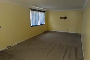 1007 Valley View Dr, Miami Township, OH 45150 - Photo 6