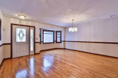 4577 Peakview Court, Liberty Township, OH 45011 - Photo 8