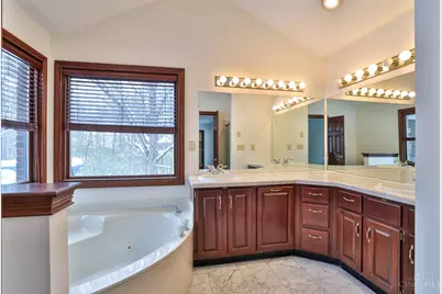 4577 Peakview Court, Liberty Township, OH 45011 - Photo 20