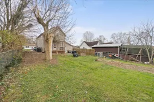 330 John St, Hillsboro, OH 45133 - Photo 18