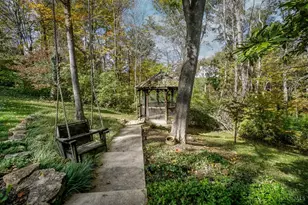 921 Surrey Trail, Union Township, OH 45245 - Photo 4