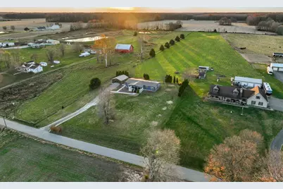 6911 N Graham Road, Madison, IN 47250 - Photo 4