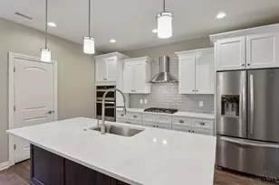 6753 Liberty Cir, Liberty Township, OH 45069 - Photo 8