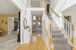 702 Rosewynne Ct, Cleves, OH 45002 - Photo 2