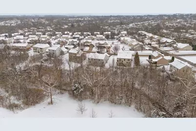 12017 Brookway Drive, Springfield Township, OH 45240 - Photo 32