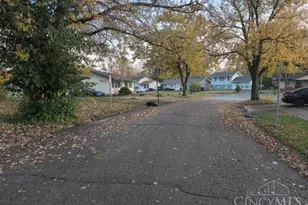 1220 Marot Dr, Trotwood, OH 45417 - Photo 4