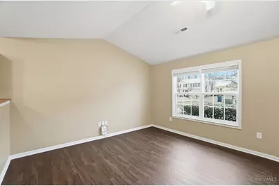 51 Huntington Avenue, Batavia Township, OH 45102 - Photo 8