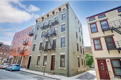 27 Mercer St #4, Cincinnati, OH 45202 - Photo 1