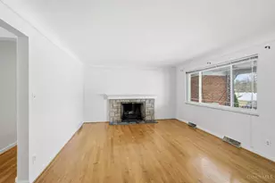 2043 Blue Bell Dr, Cincinnati, OH 45224 - Photo 6