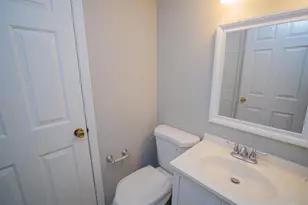 7752 Montgomery Rd, Sycamore Township, OH 45236 - Photo 8