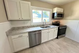 365 Sunset Dr, South Lebanon, OH 45065 - Photo 4