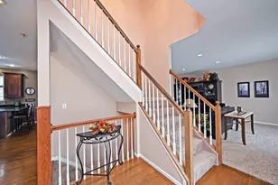 8565 Charleston Valley Dr, Deerfield Township, OH 45040 - Photo 6