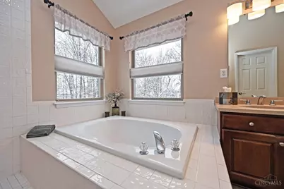 8565 Charleston Valley Drive, Deerfield Township, OH 45040 - Photo 32