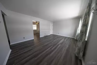 3041 Westknolls Lane, Cincinnati, OH 45211 - Photo 6