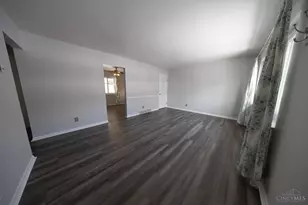 3041 Westknolls Ln, Cincinnati, OH 45211 - Photo 6