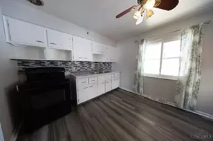 3041 Westknolls Ln, Cincinnati, OH 45211 - Photo 10