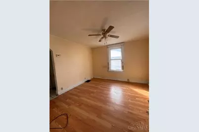 210 Bond Avenue, Hamilton, OH 45011 - Photo 2