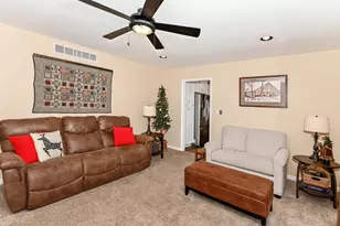 698 Cedar Knolls Ct, Anderson Township, OH 45230 - Photo 12