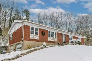 698 Cedar Knolls Ct, Anderson Township, OH 45230 - Photo 1