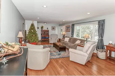 698 Cedar Knolls Court, Anderson Township, OH 45230 - Photo 6