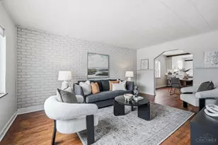 7018 Bramble Ave, Columbia Township, OH 45227 - Photo 4