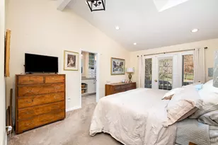 22 Woodcreek Dr, Blue Ash, OH 45241 - Photo 20