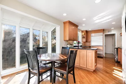 22 Woodcreek Drive, Blue Ash, OH 45241 - Photo 10