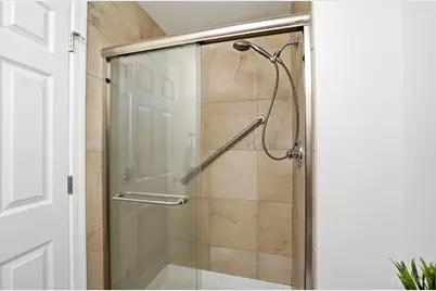 3646 Ashworth Drive #102, Cincinnati, OH 45208 - Photo 18