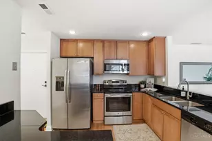 3646 Ashworth Dr, Cincinnati, OH 45208 - Photo 10